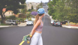 girl-ready-to-skate girl-ready-to-skate